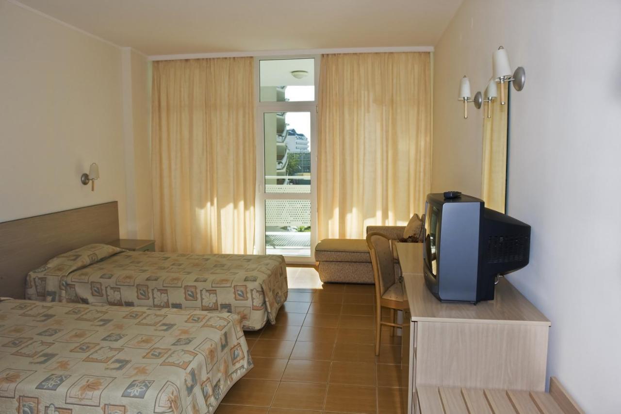 Grand Hotel Oasis Sunny Beach Room photo